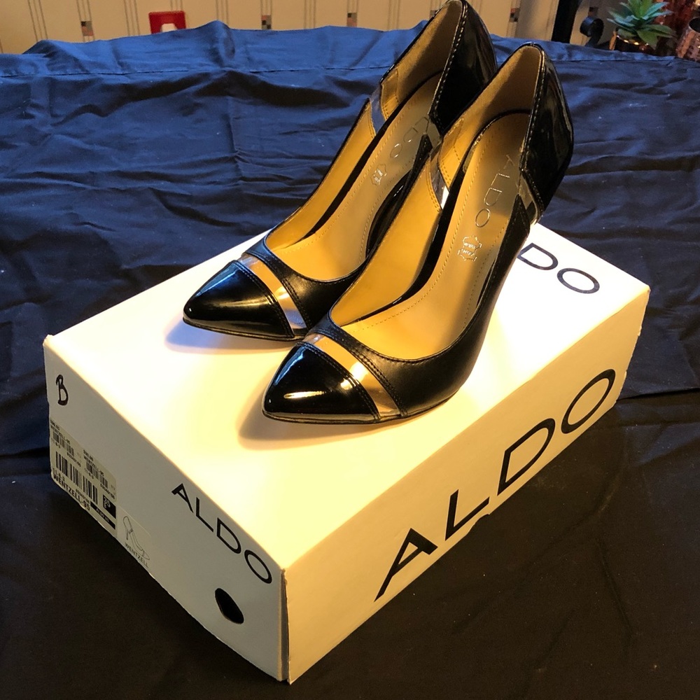 All black pumps by Aldo!